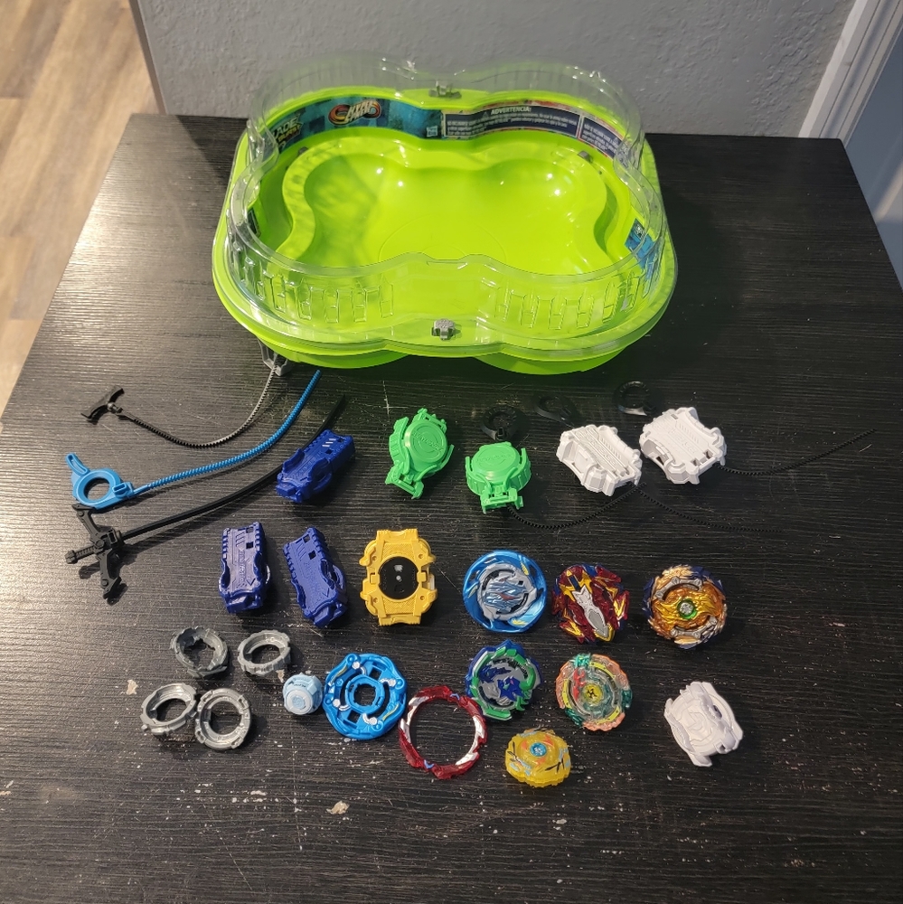 Beyblade Burst Rise Hypersphere Infinity Brink Battle Set lot